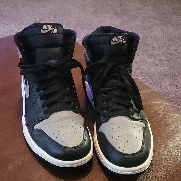 Shoes - Picture 2 of 3